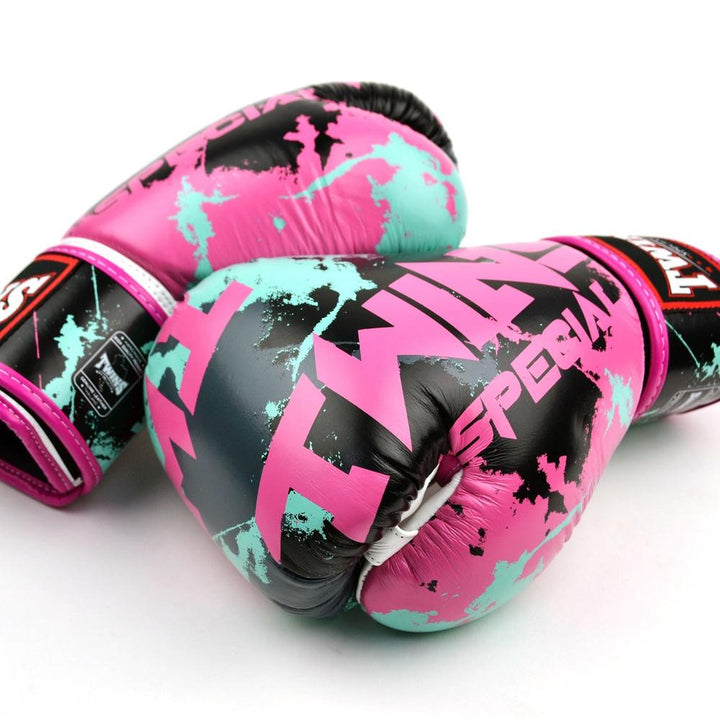 Twins Candy Boxing Gloves - White/Pink-Twins